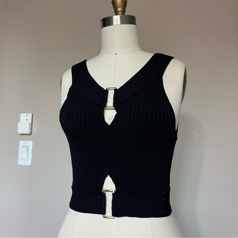 Keyhole Cut Out Knit Tank